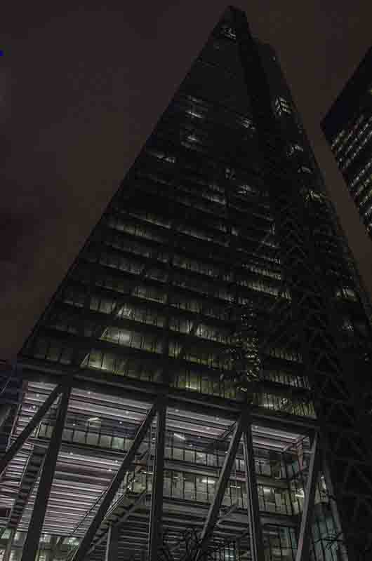 168 - Inglaterra - Londres - La City - edificio